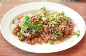 21. Aloo tikki cholle chat.